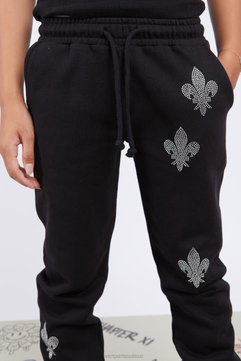 Eleven Paris rue beaumont enfants F6Z2256 vêtements