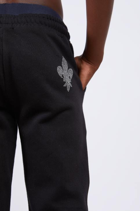 Eleven Paris rue beaumont enfants F6Z2256 vêtements