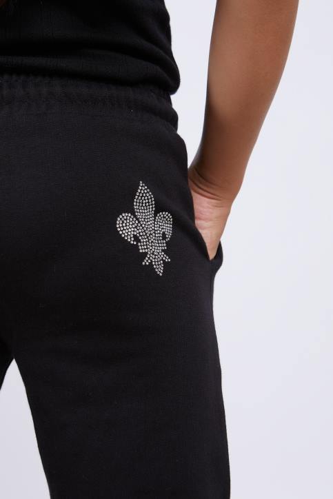 Eleven Paris rue beaumont enfants F6Z2256 vêtements